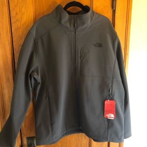 The North Face full zip men’s jacket
